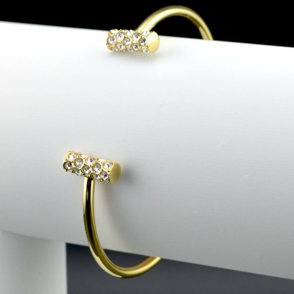 Open Ended Bracelet
Touchstone Crystal by Swarovski